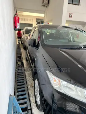 Honda Grace 1.5 Hybrid FWD 2015 Black
