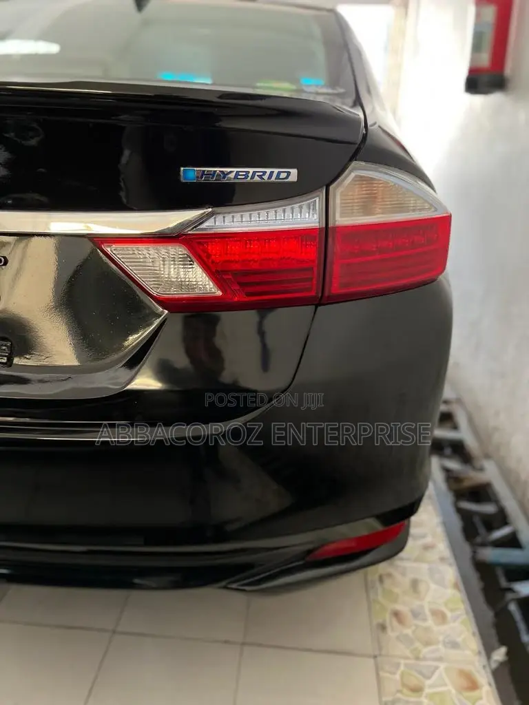 Honda Grace 1.5 Hybrid FWD 2015 Black