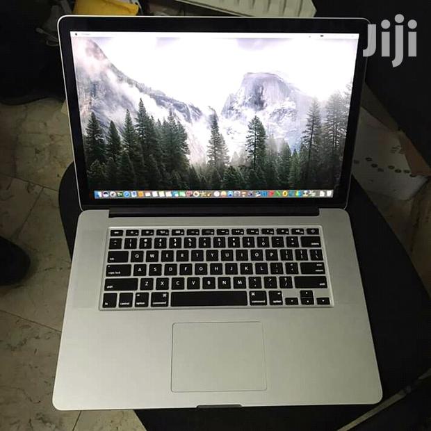 Laptop Apple MacBook Pro 4GB Intel Core i5 HDD 500GB - main view