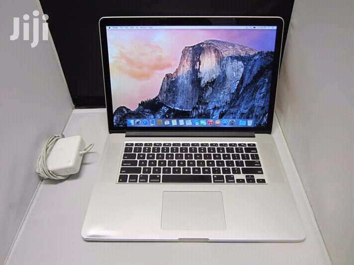 Laptop Apple MacBook Pro 4GB Intel Core i5 HDD 500GB