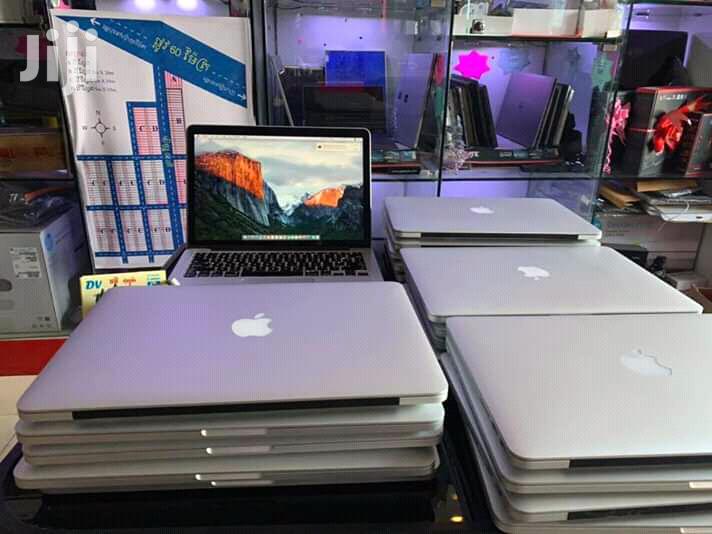 Laptop Apple MacBook Pro 4GB Intel Core i5 HDD 500GB