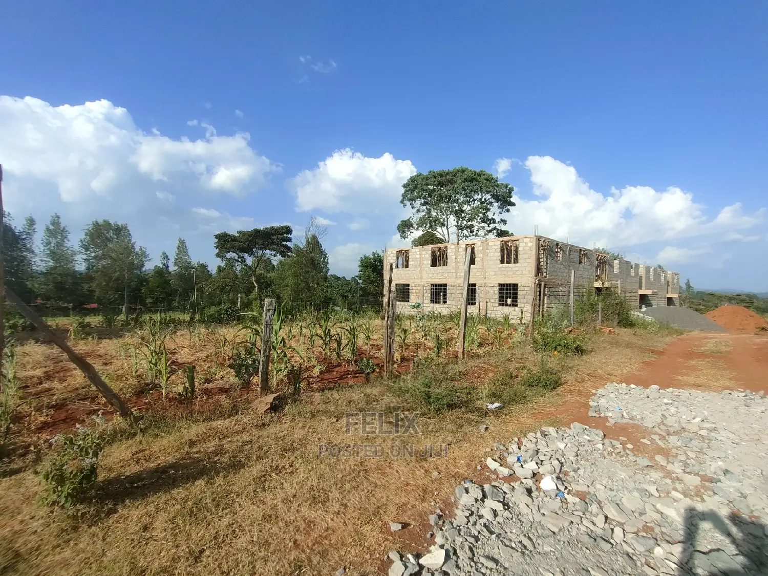 Karatina/Unjiru 1/4 Plot on Sale