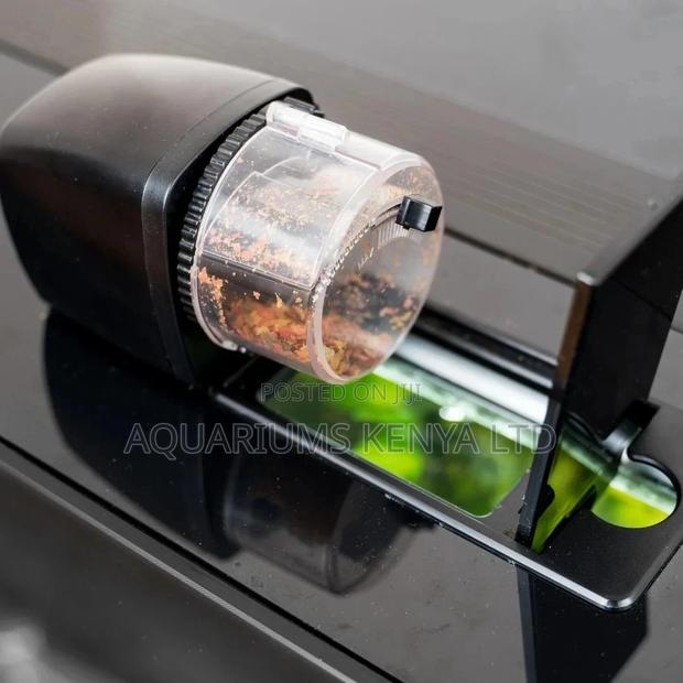 Boyu Best Automatic Fish Feeder, Aquarium Automatic Feeder - main view