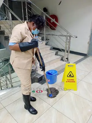 Cleaners Uniforms/Beige