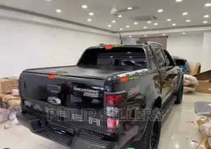 NB. Fits Double Cabs Which Has the Plastic All End Rollbar