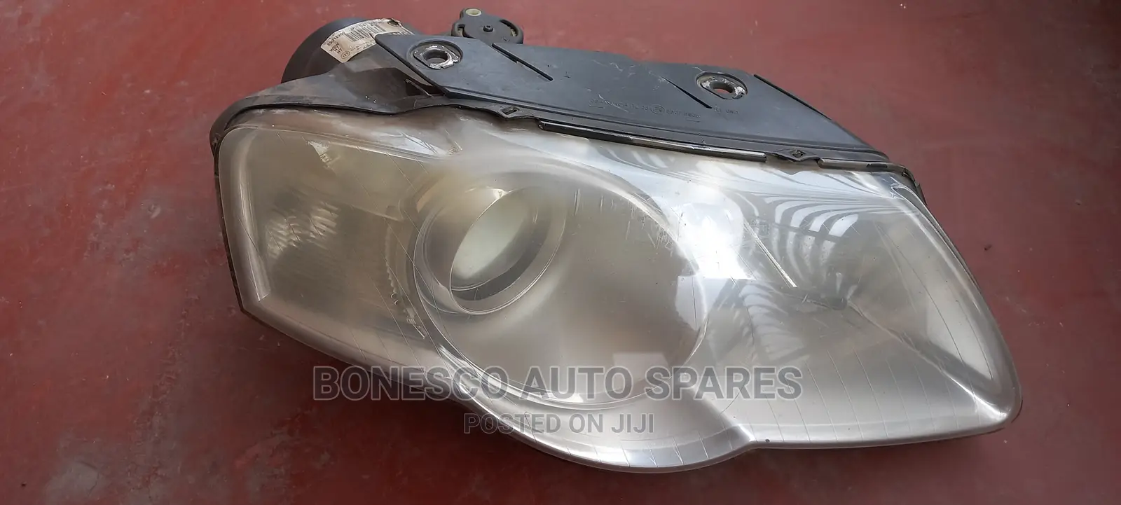 VW Passat B6 Nonxenon Headlight