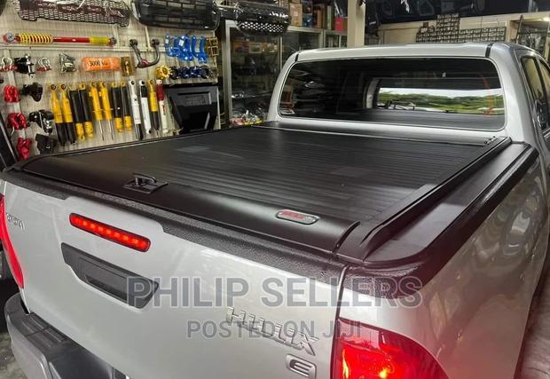 Toyota Hilux Manual Roller Shutter Boot Cover - main view