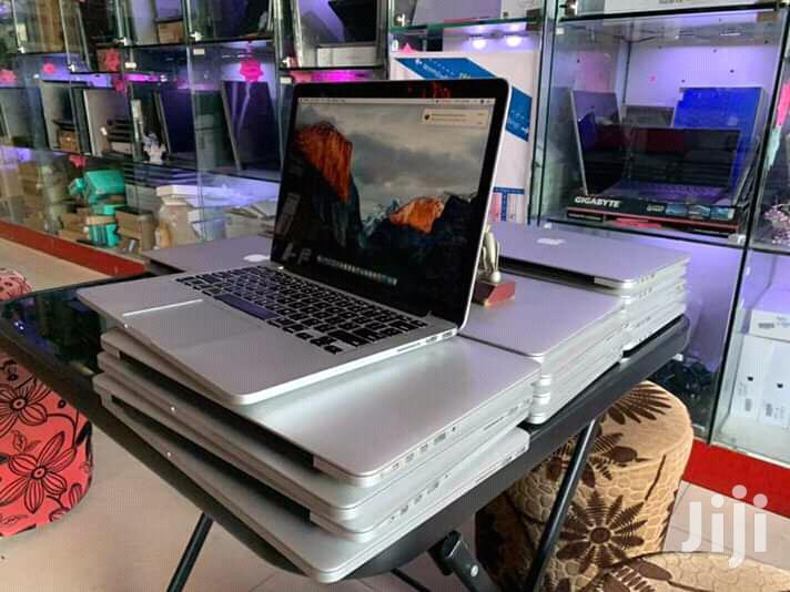 Laptop Apple MacBook Pro 4GB Intel Core i5 HDD 500GB