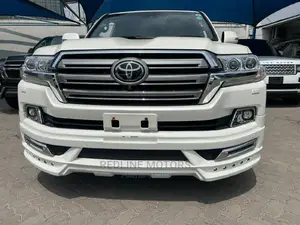Toyota Land Cruiser Prado 2016 White