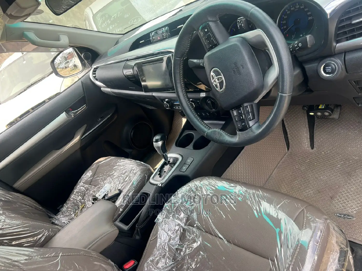 Toyota Hilux 2016 Pearl