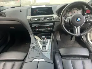 BMW M6 2016 Pearl
