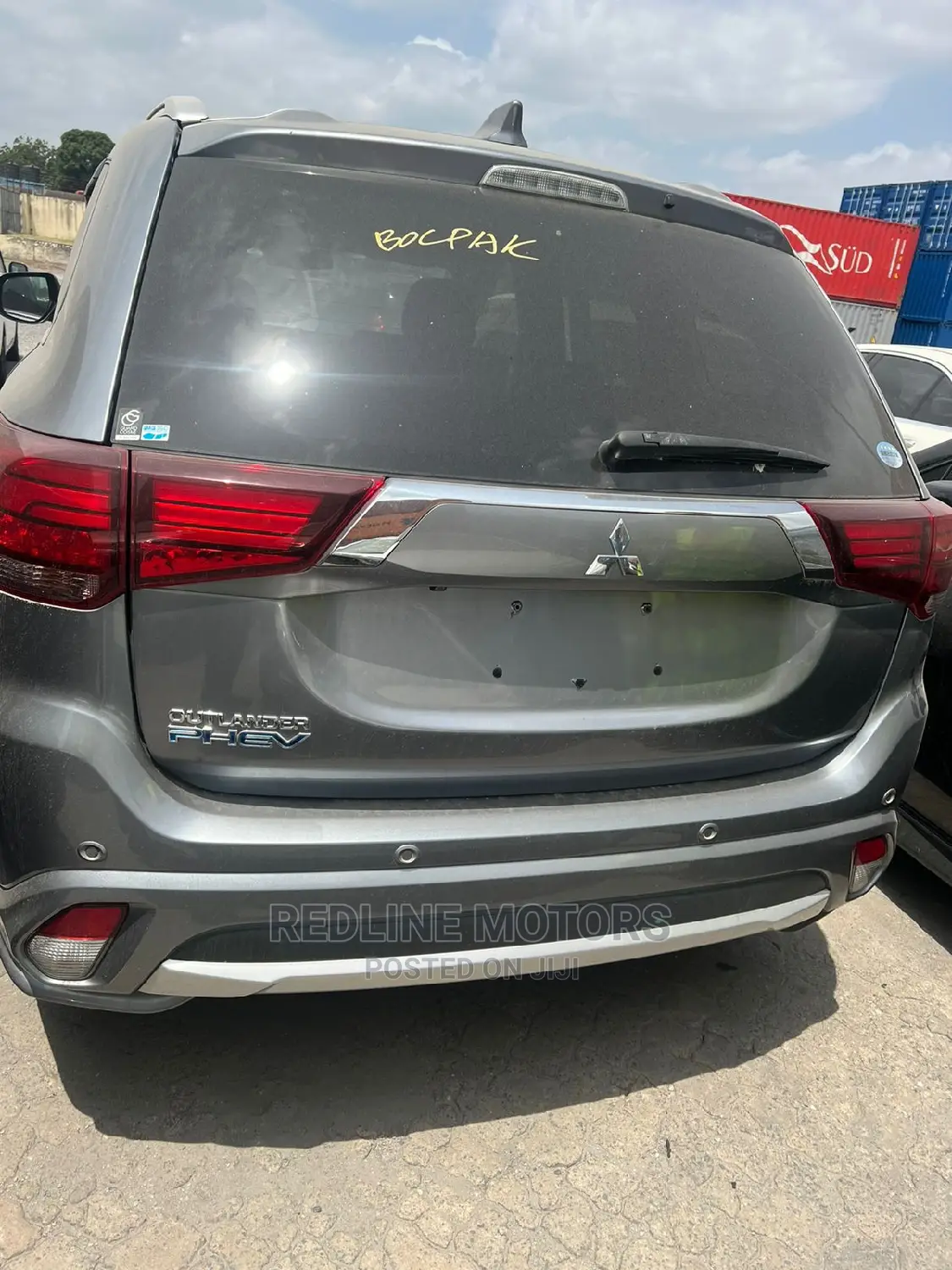 Mitsubishi Outlander 2016 Gray