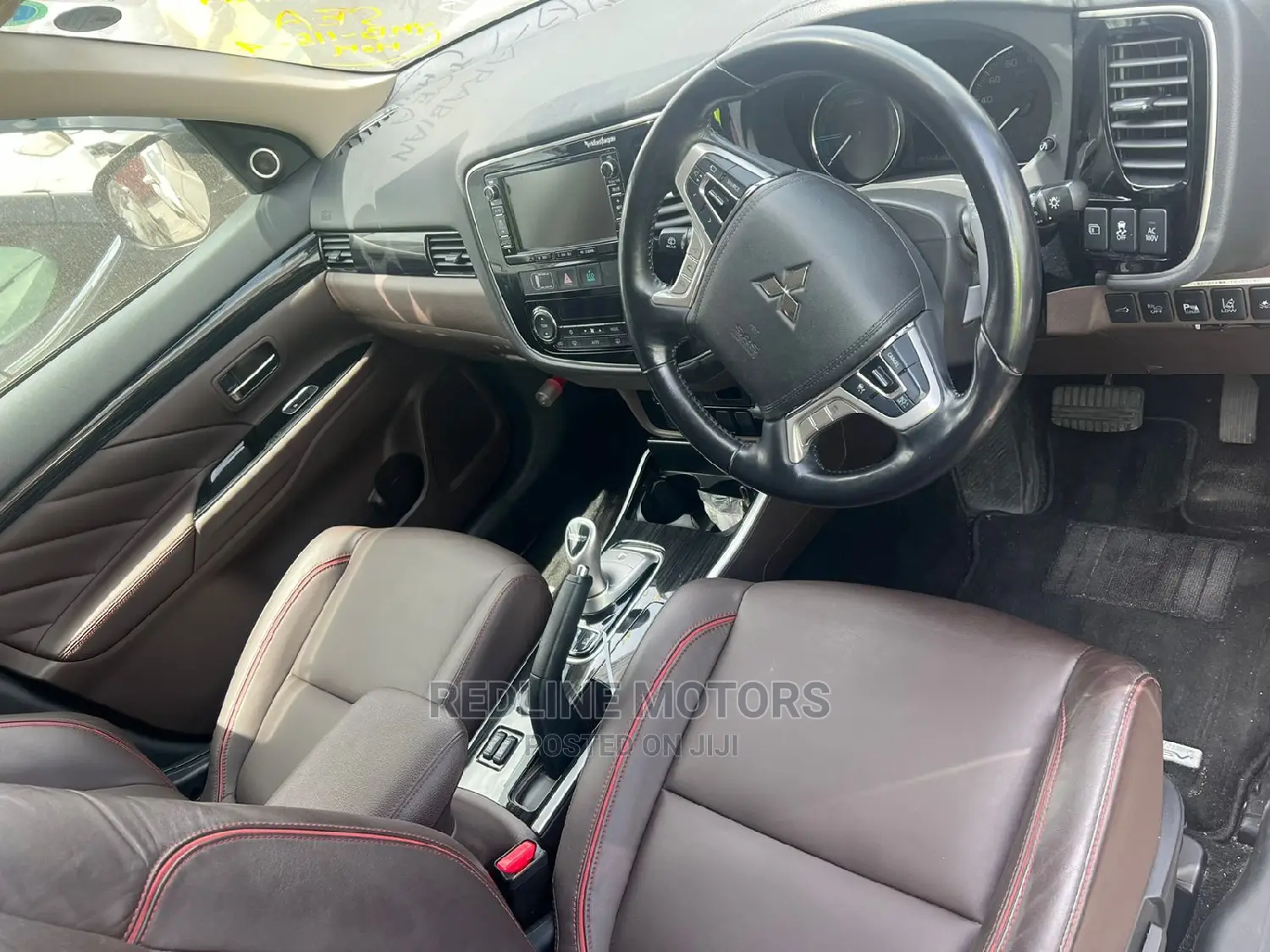 Mitsubishi Outlander 2016 Gray