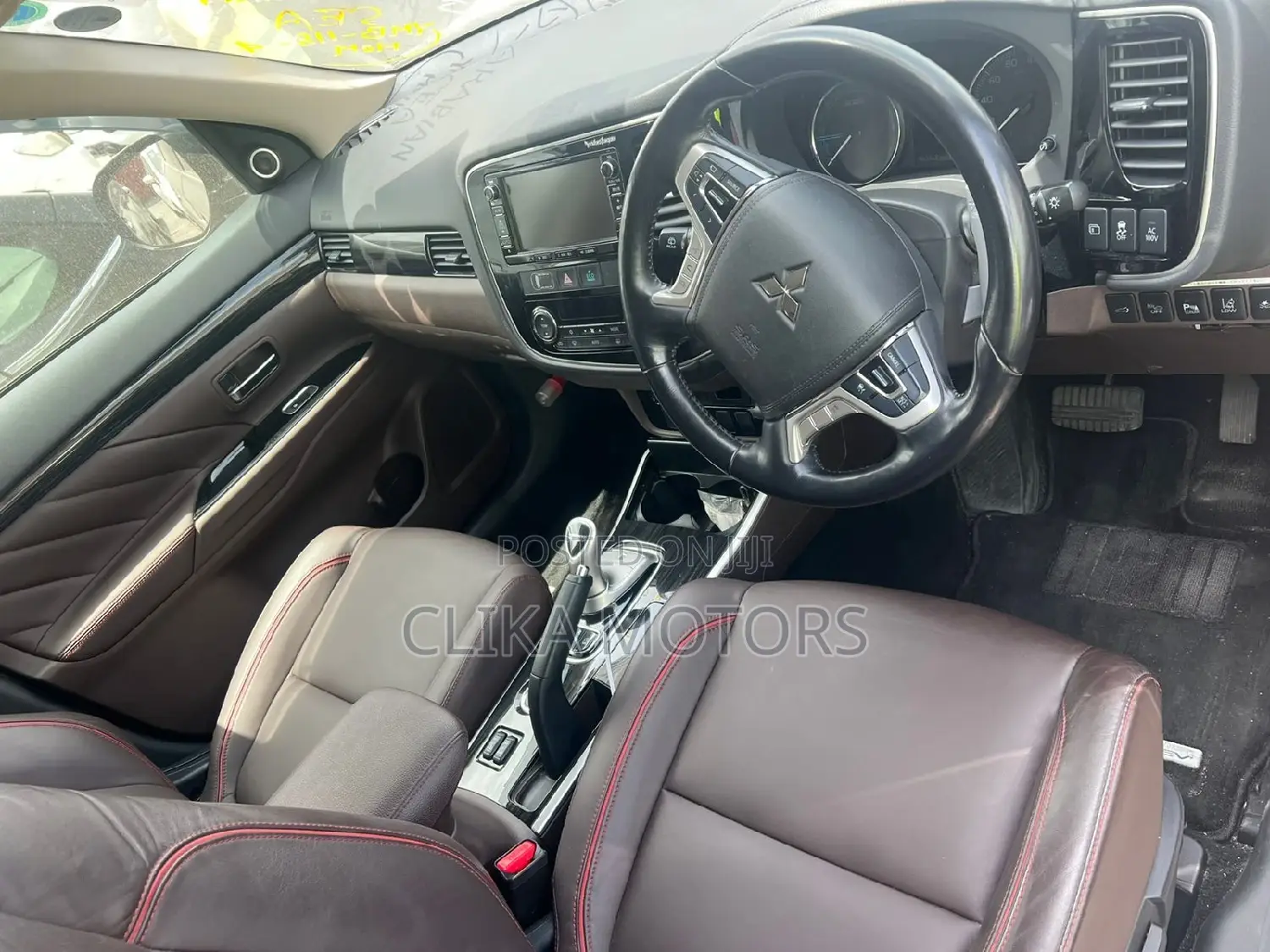 Mitsubishi Outlander 2016 Gray