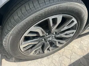 Mitsubishi Outlander 2016 Gray