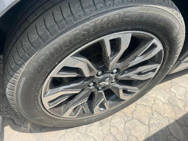 Mitsubishi Outlander 2016 Gray - thumbnail 5