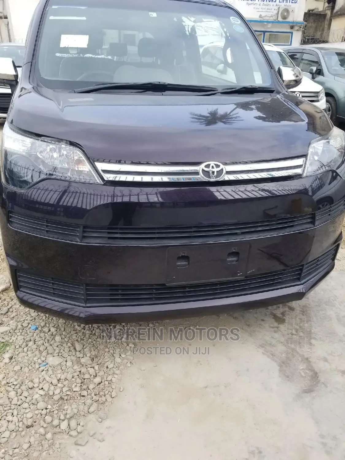 Toyota Spade 2015 Gray