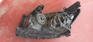 Toyota Rav4 Ac31 Right Nonxenon Headlight Assembly