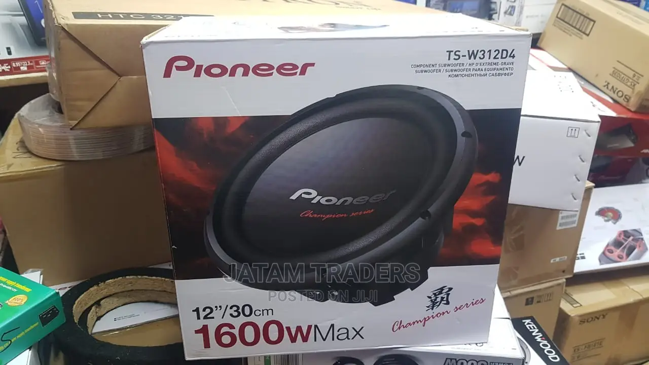 Double Coil Pioneer Speaker, 1600w.