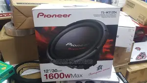 Double Coil Pioneer Speaker, 1600w.