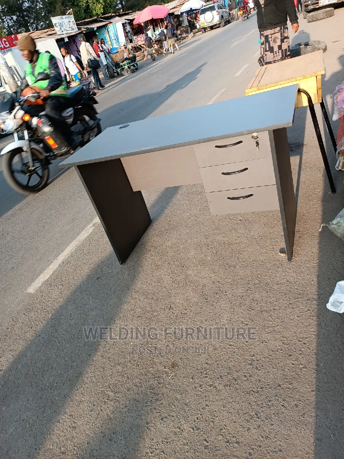 Office Desk