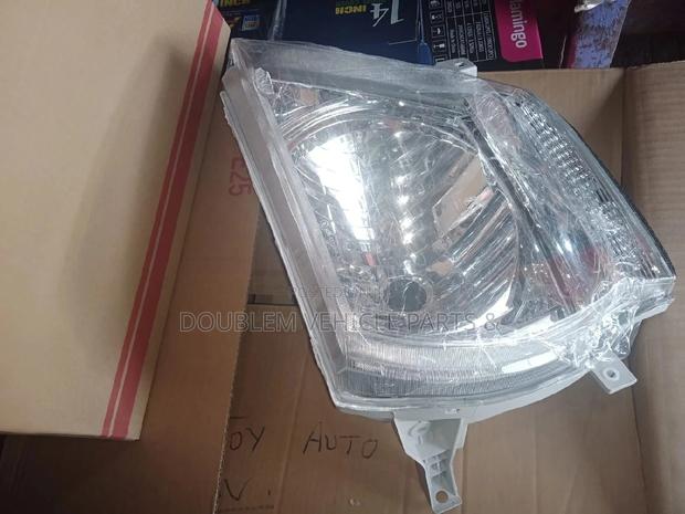 Headlamp Nissan E25 New Model - thumbnail 2