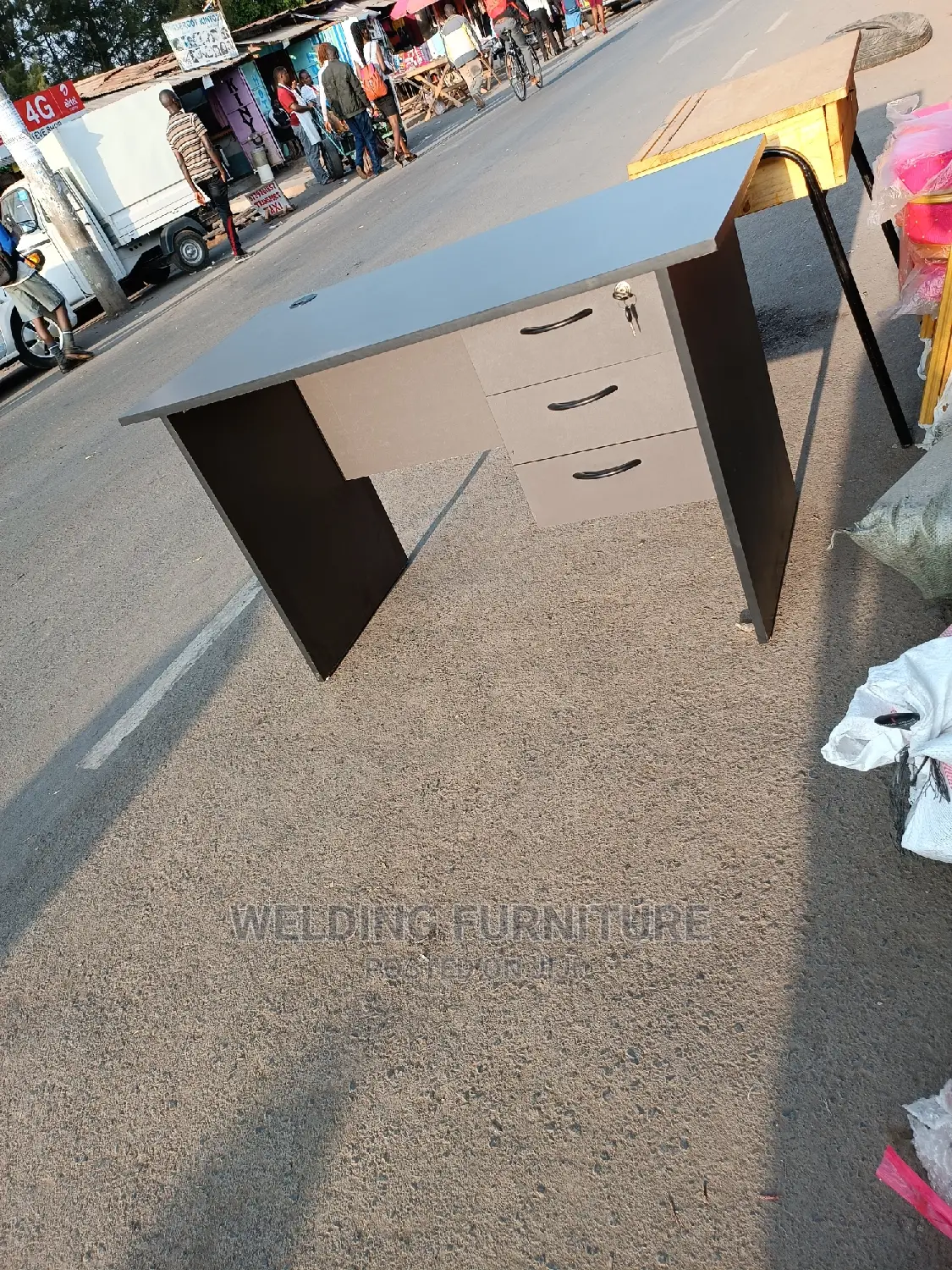 Office Desk
