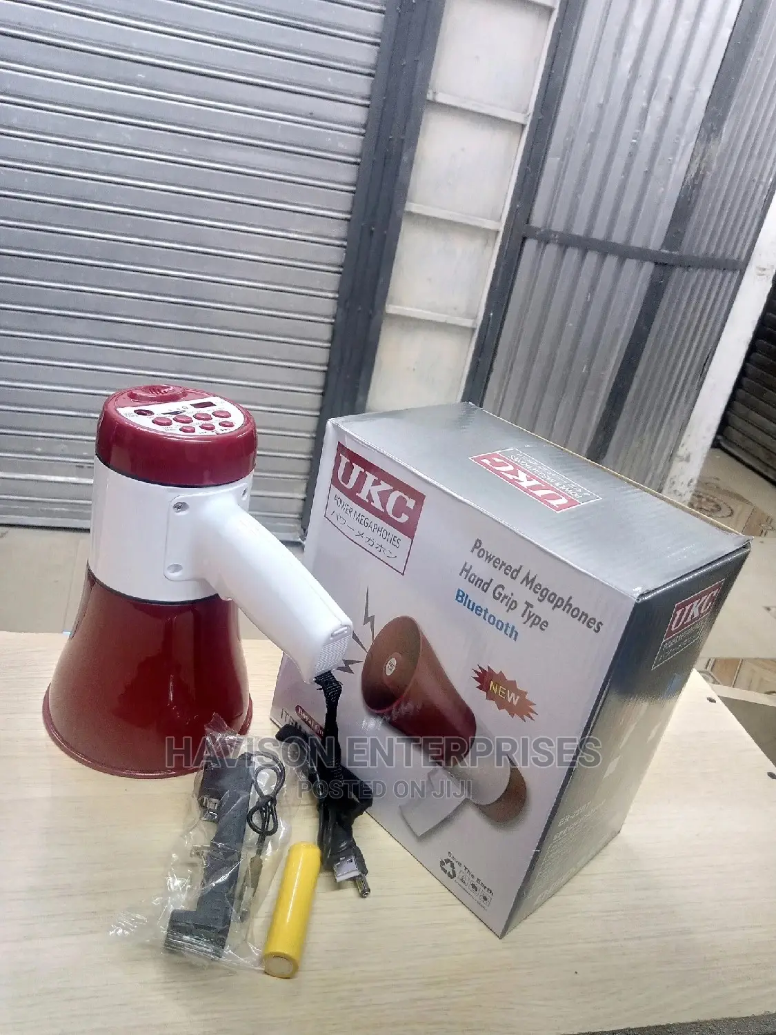 UKC Megaphone With Bluetooth