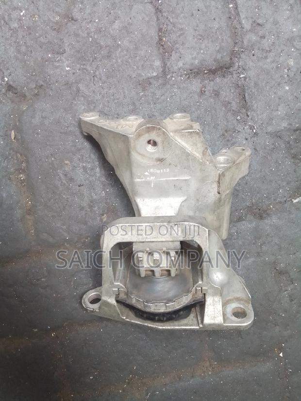 Nissan Extrail New Shape Engine Mount - thumbnail 2