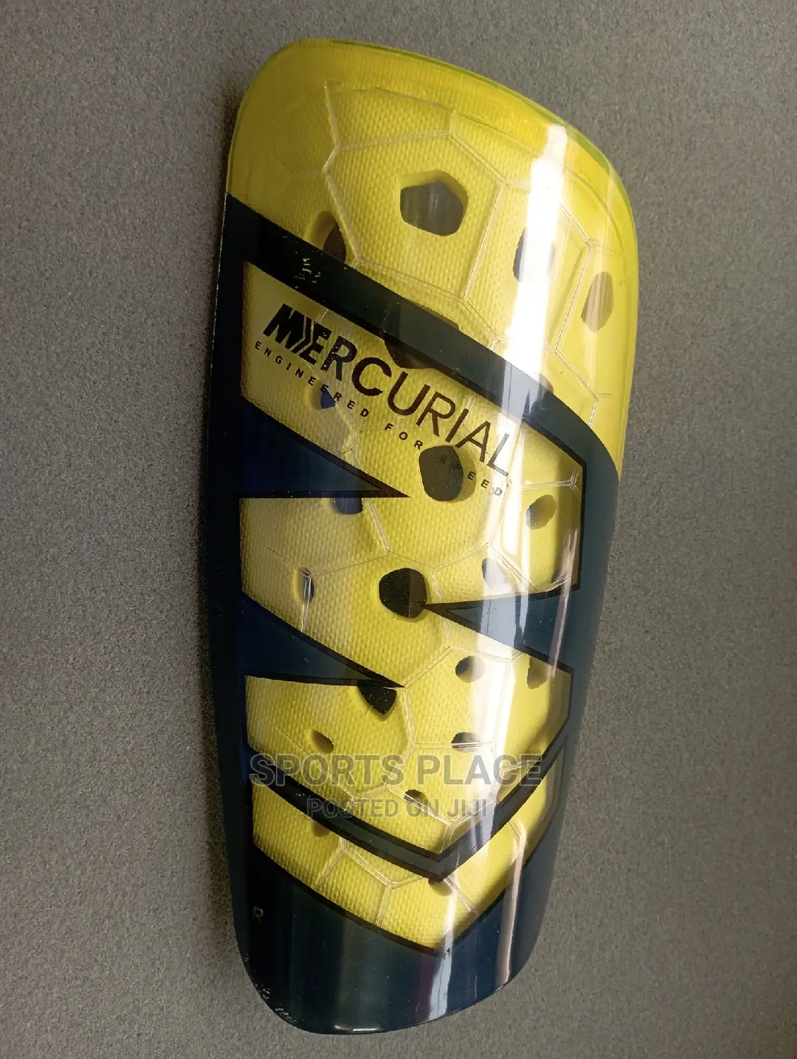 Nike Mercurial Lite Black and Yellow Pro Guards