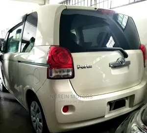 Toyota Porte 2015 Pearl
