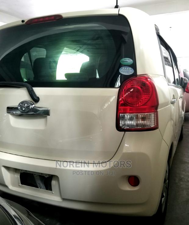 Toyota Porte 2015 Pearl - thumbnail 3