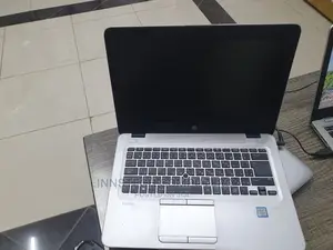 Laptop HP EliteBook 820 G3 8GB Intel Core I7 SSD 256GB