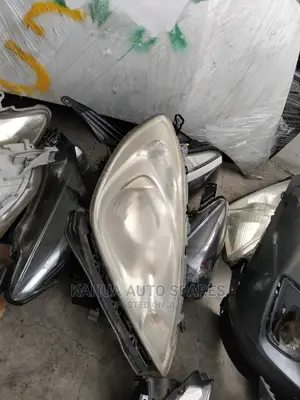Honda Fit 2012 Non Xenon Headlights