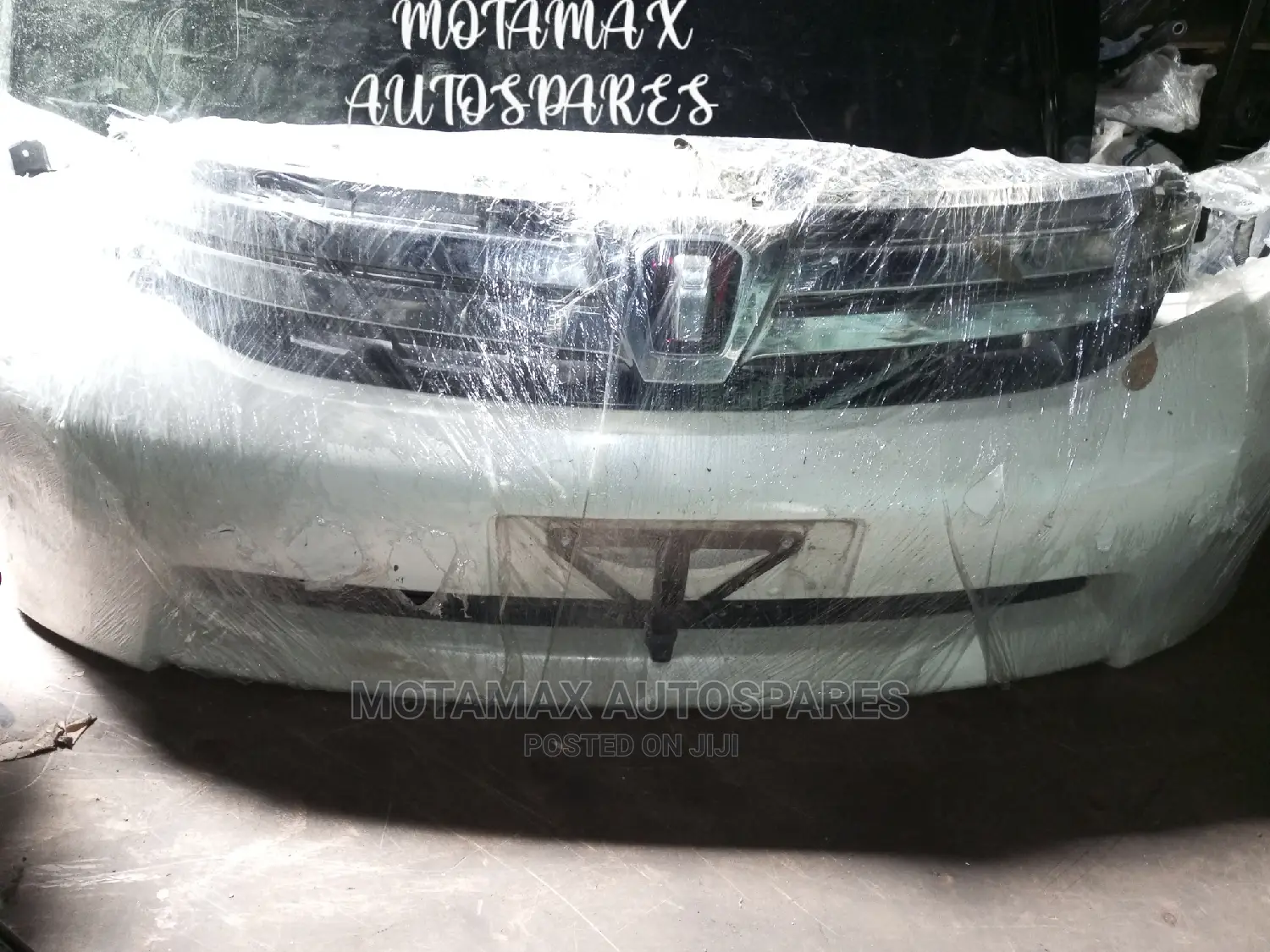 Toyota Isis 2013 Nosecut Assy
