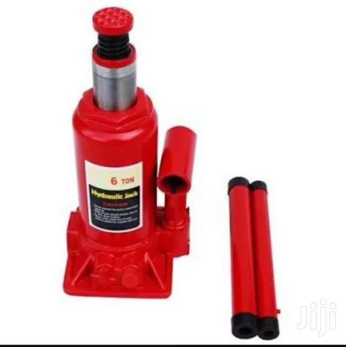Hydraulic Jack 5/6tonnes in Nairobi Central Vehicle Parts