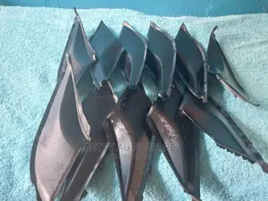 Fielder/Axio Windscreen Finishers
