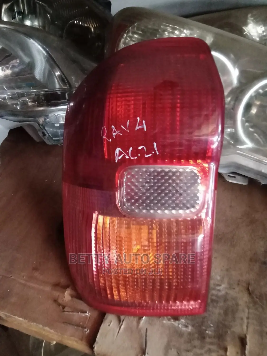 Rav 4 (AC21) Backlight