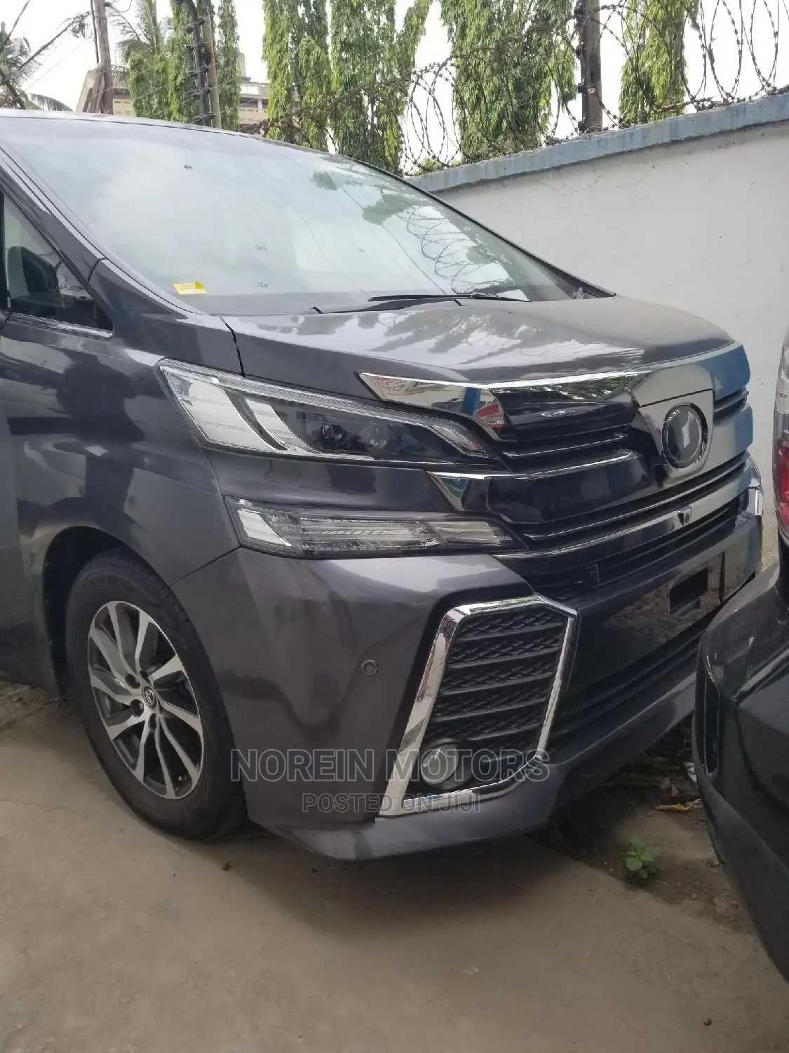 Toyota Vellfire 2016 Purple