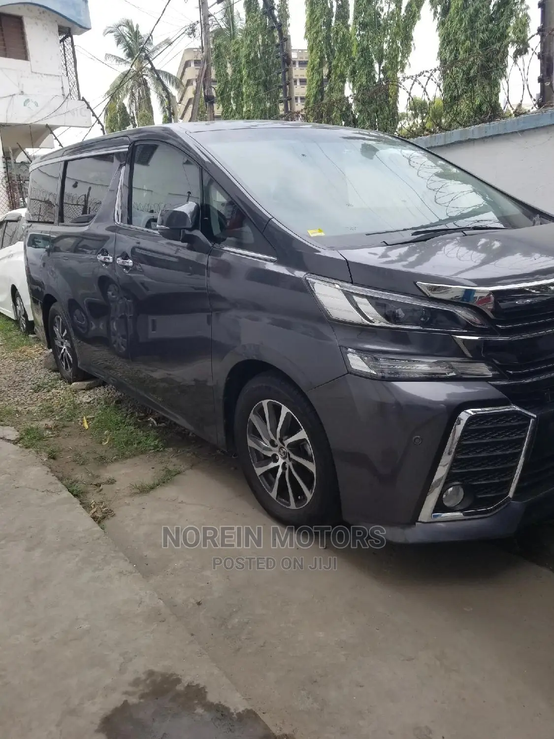 Toyota Vellfire 2016 Purple