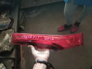 Honda Fit 2016 Boot Light