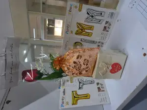 Gifts Wrapping and Gifts