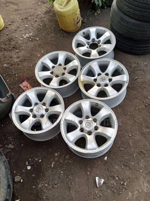 Land Cruiser Prado 17 Inch Rims Ex Japan