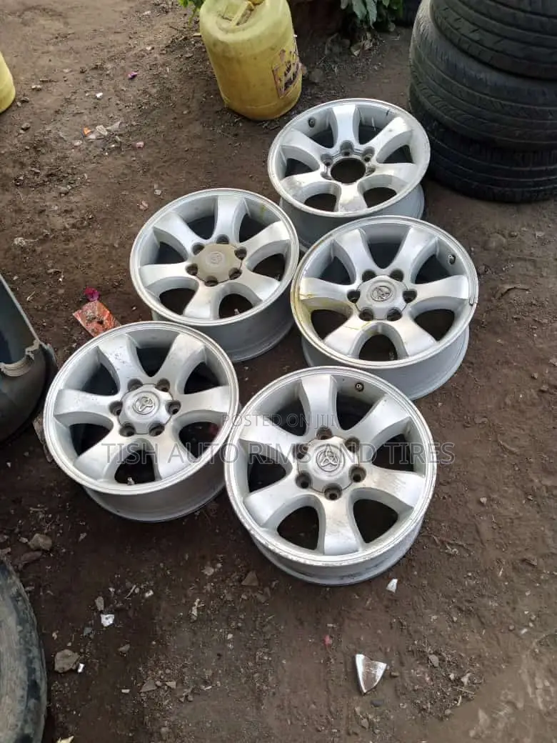 Land Cruiser Prado 17 Inch Rims Ex Japan