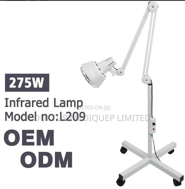 Infrared Heating Floor Lamp With 275 W Infrared Lamp