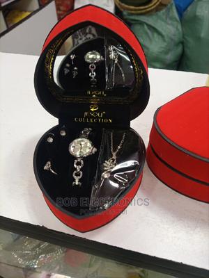 Beautiful Valentine Gift for Her - thumbnail 2