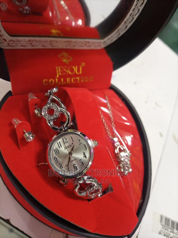 Beautiful Valentine Gift for Her - thumbnail 5