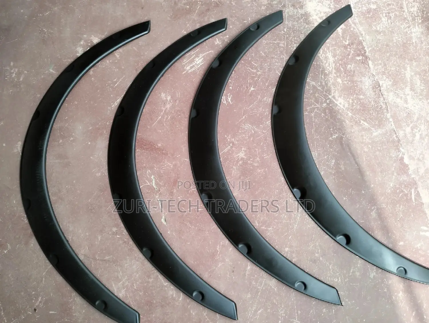 Universal Fenders Trim