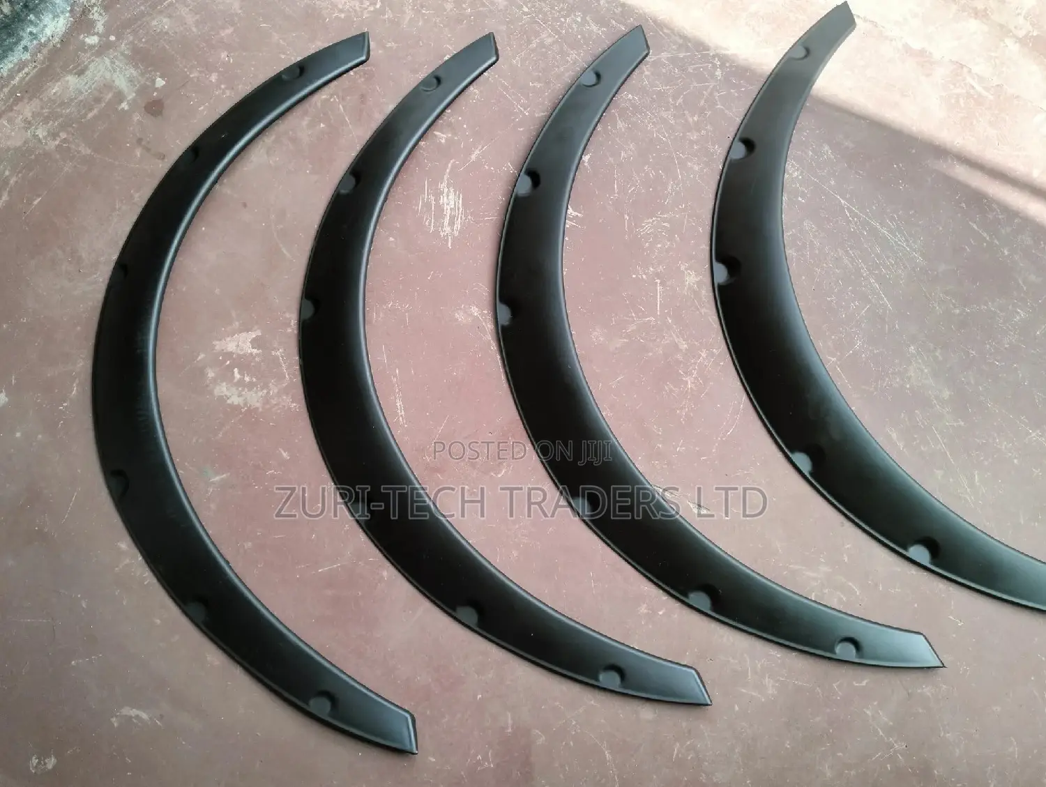 Universal Fenders Trim