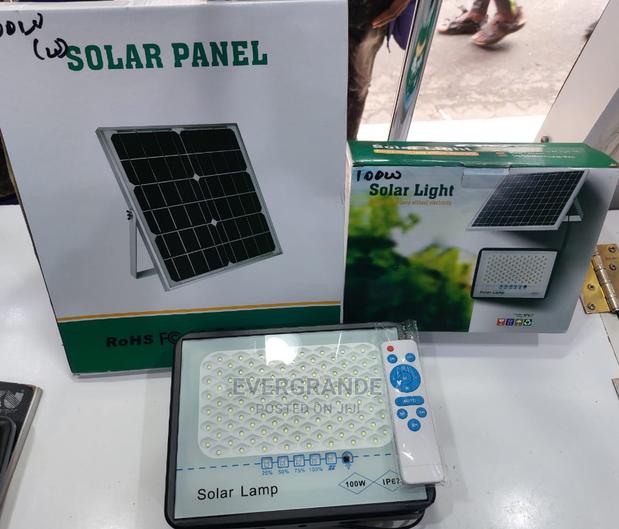 Solar Panel 100 Watts - main view